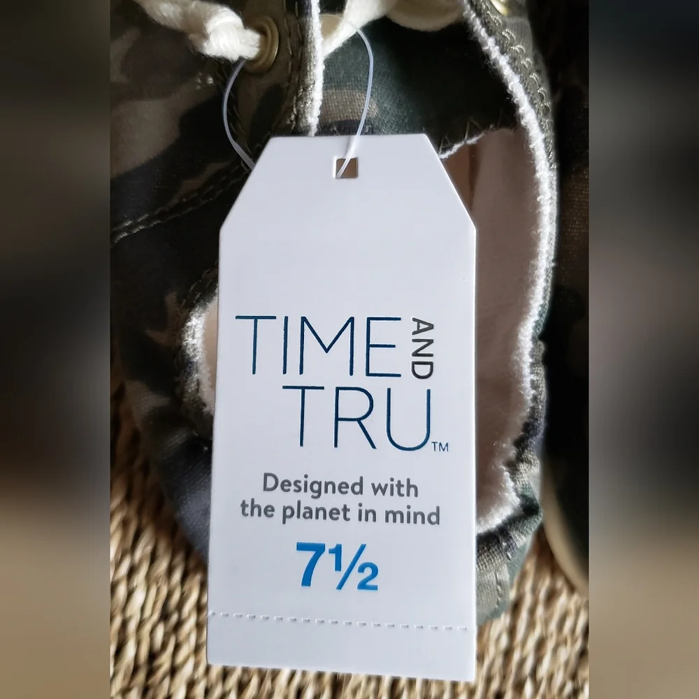 NWT Sneakers - Picture 6 of 7